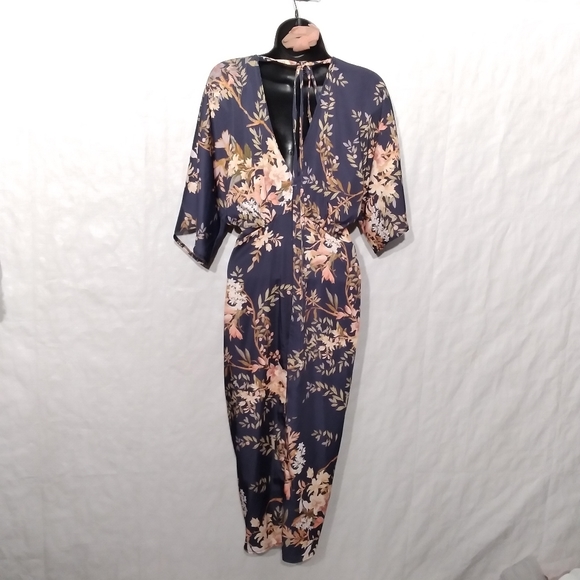 NWT - HOPE & IVY Kimono Style Dress - Picture 4 of 6